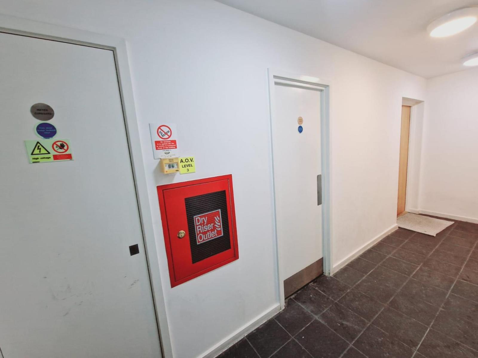 Deluxe 2-bed Near Shoreditch Apartment London