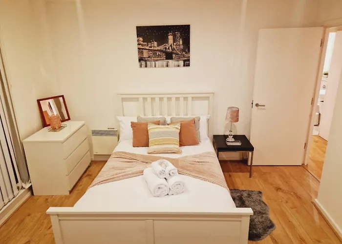 Deluxe 2-Bed Apartment Near Shoreditch